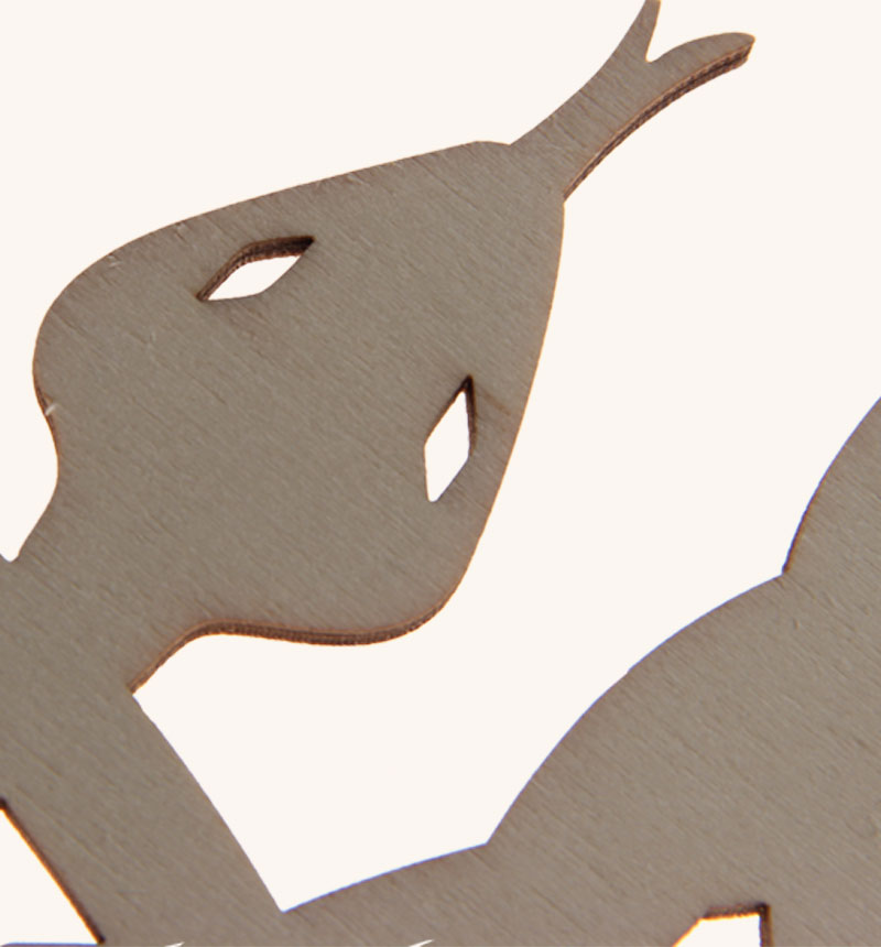 HJ19149 Snake-shaped pendant