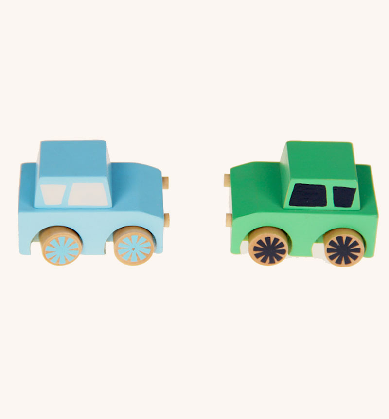 HY-J480 Blue and green car