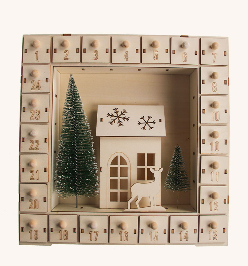  HY-E600636-1 Christmas tree