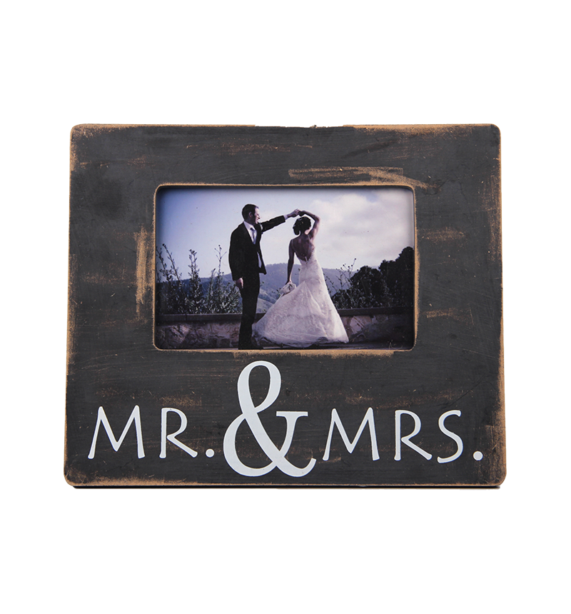 HY-E44252 Dark brown photo frame