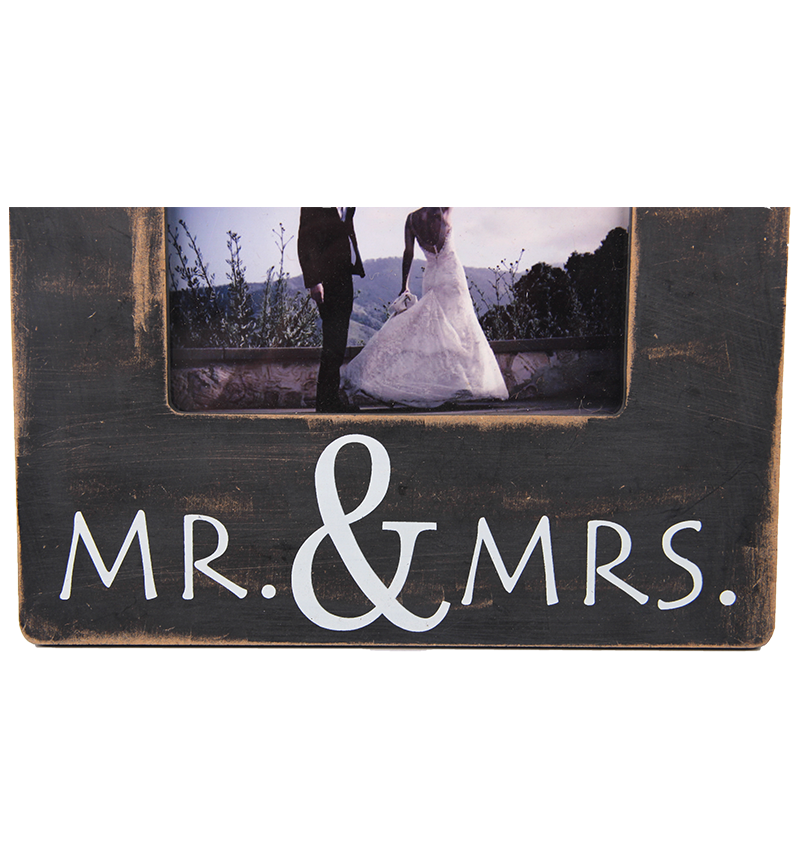 HY-E44252 Dark brown photo frame