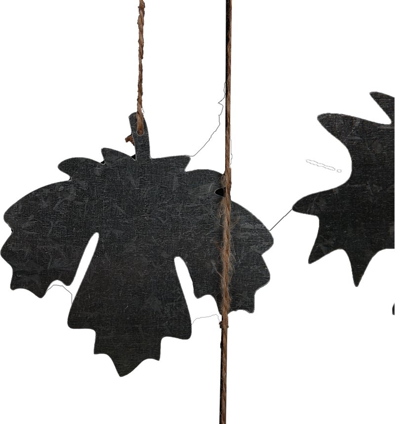 HY-E70335-1 Iron Maple Leaf Ornament