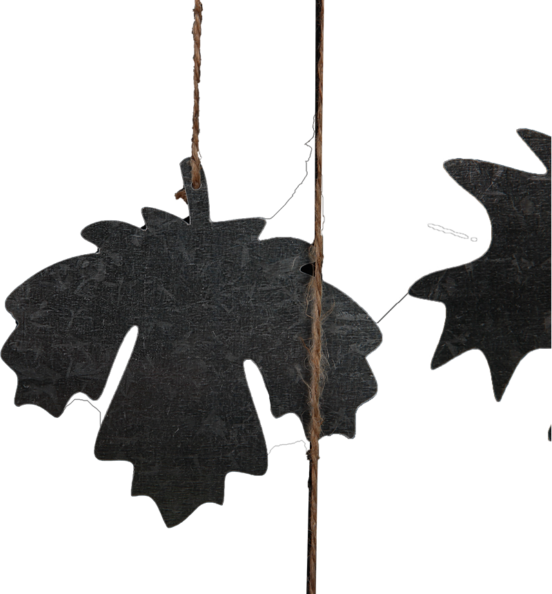 HY-E70335-1 Iron Maple Leaf Ornament